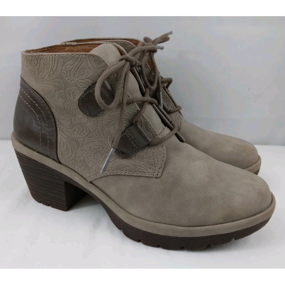 Eurosoft Softt Talen Embossed Brown Ankle Booties Boho Peasant Women's Size 6 M - Picture 1 of 10
